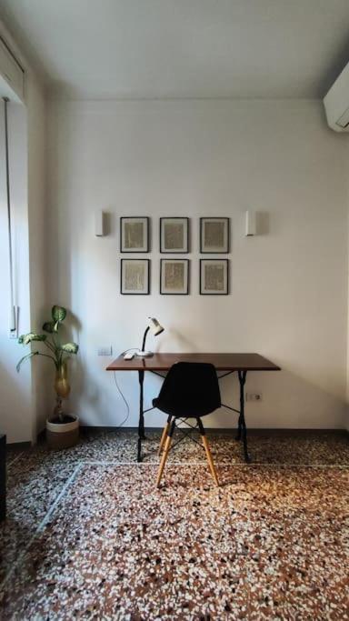 Cozy Apartment Near The Colosseum 로마 외부 사진
